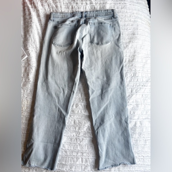 GAP, women’s cropped jeans - Picture 4 of 4